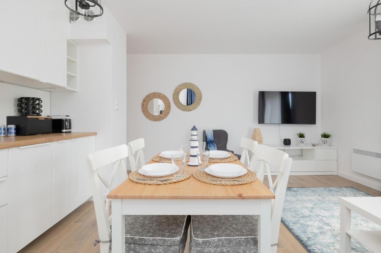 Seaside Apartment Wybrzeze Dziwnow By Noclegi Renters Екстериор снимка